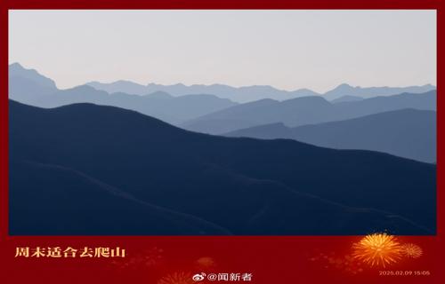 理由此标题直接点明了朱亚文当前的情感状态并通过手戴婚戒这一具体行为来澄清离婚谣言